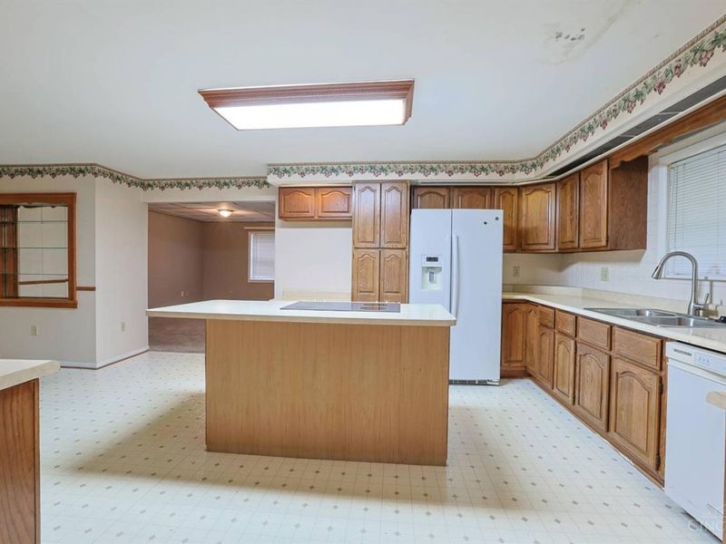 6051 Jerry Lee Drive, Milford, OH 45150 Photo 9