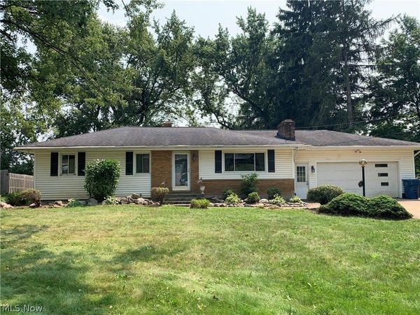1700 Beryl Road , Akron, OH 44312