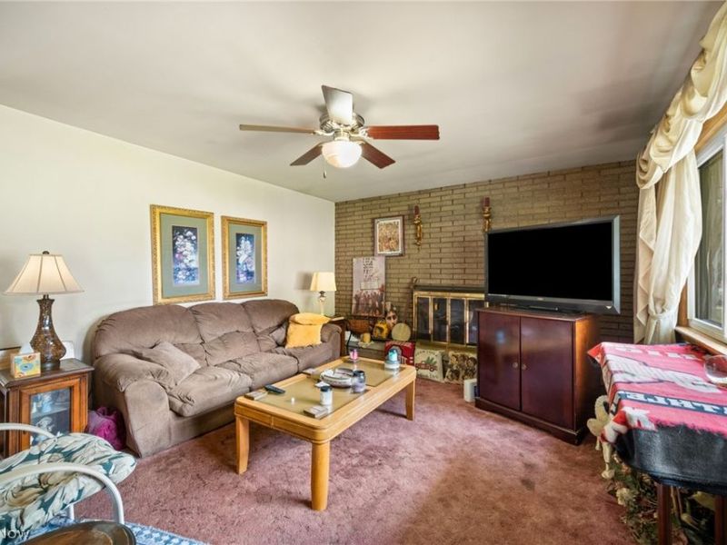 1700 Beryl Road, Akron, OH 44312 Photo 5