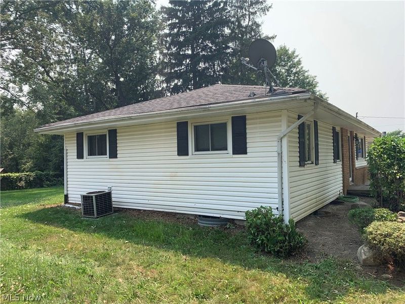 1700 Beryl Road, Akron, OH 44312 Photo 8