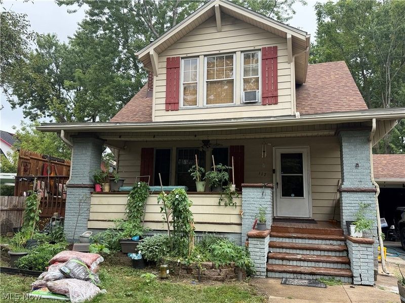 117 Colonial Boulevard NE, Canton, OH 44714 Photo 1