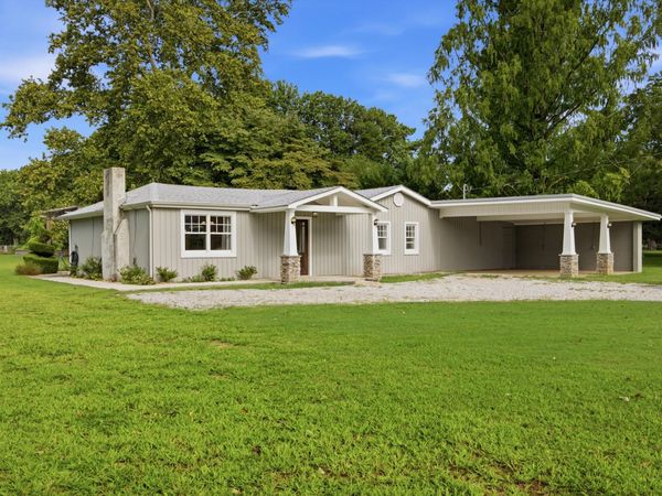 1522 Holders Cove Road, Winchester, TN 37398