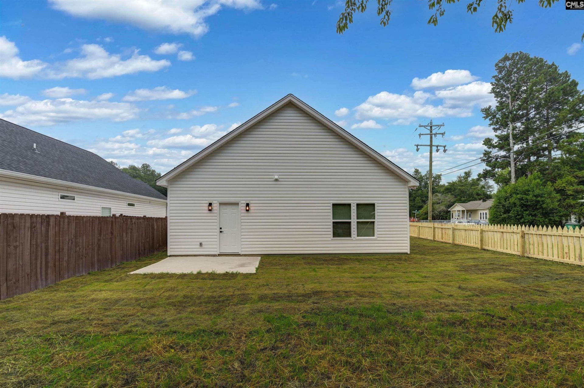 399 Terrace Way  Photo 8
