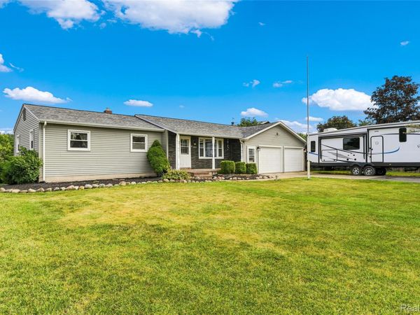 10499 E Potter Road, Richfield Township, Mi 48423