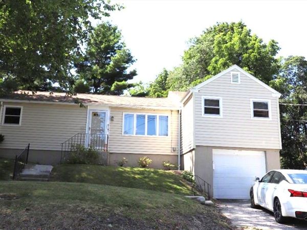 55 Franklin St, West Boylston, MA 01583
