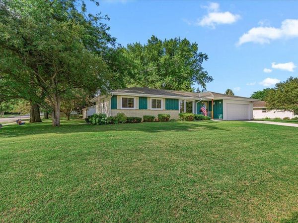 309 Braatz DRIVE, Kewaskum, WI 53040