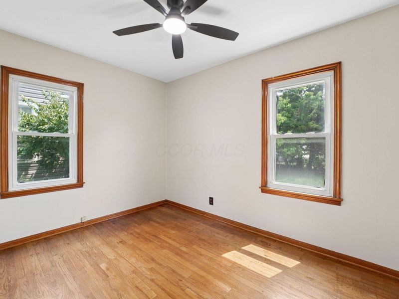 375 E Royal Forest Boulevard , Columbus, OH 43214 Photo 12