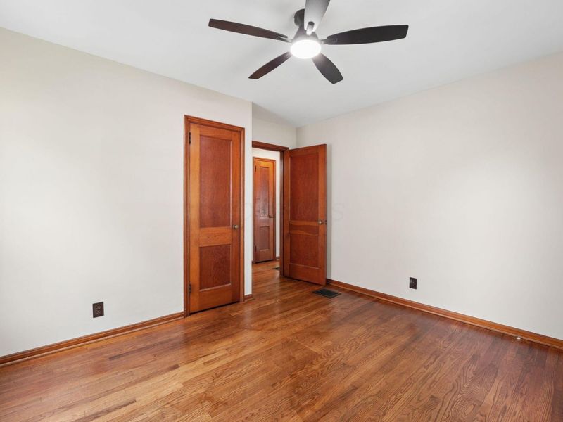 375 E Royal Forest Boulevard , Columbus, OH 43214 Photo 15