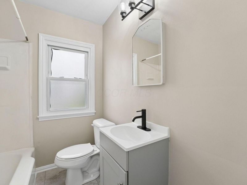 375 E Royal Forest Boulevard , Columbus, OH 43214 Photo 16