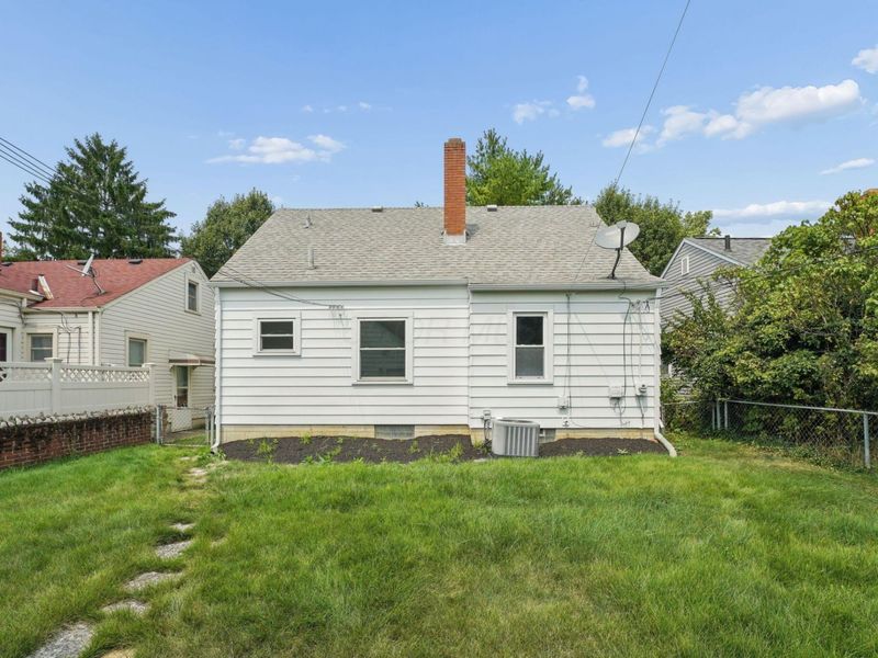 375 E Royal Forest Boulevard , Columbus, OH 43214 Photo 24