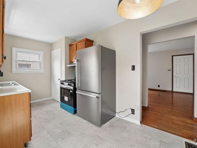 375 E Royal Forest Boulevard , Columbus, OH 43214 Photo 7