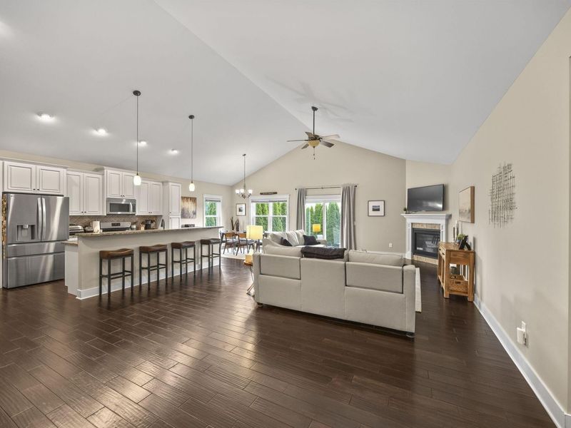 10245 Tuscany Drive , Plain City, OH 43064 Photo 7