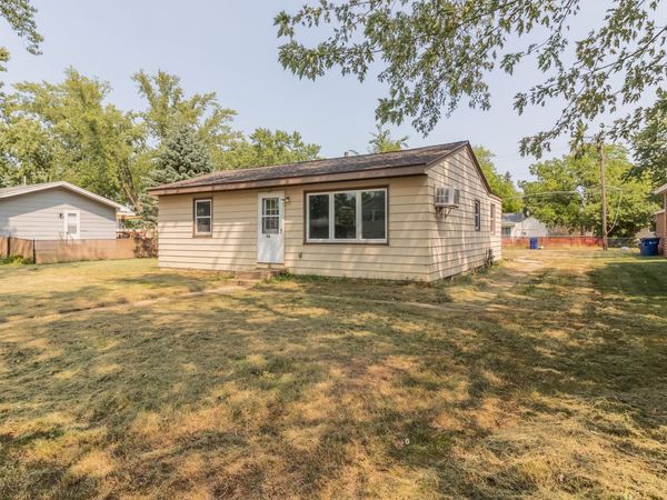916 34th Avenue N, Saint Cloud, MN 56303