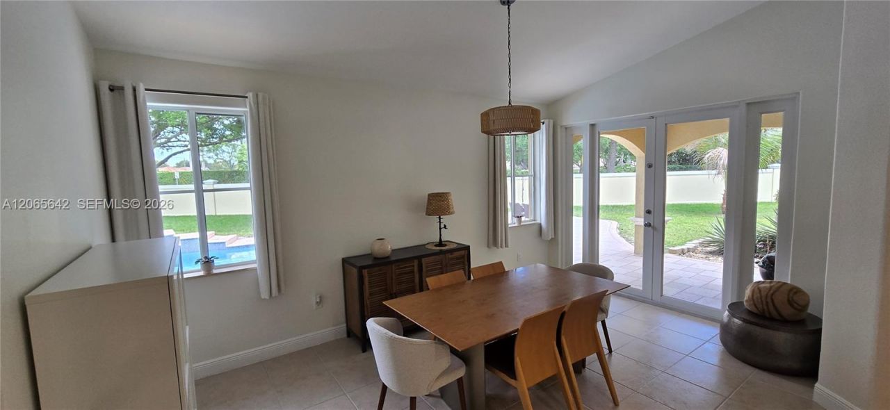 2823 Poinciana Cir, Cooper City, FL 33026 Photo