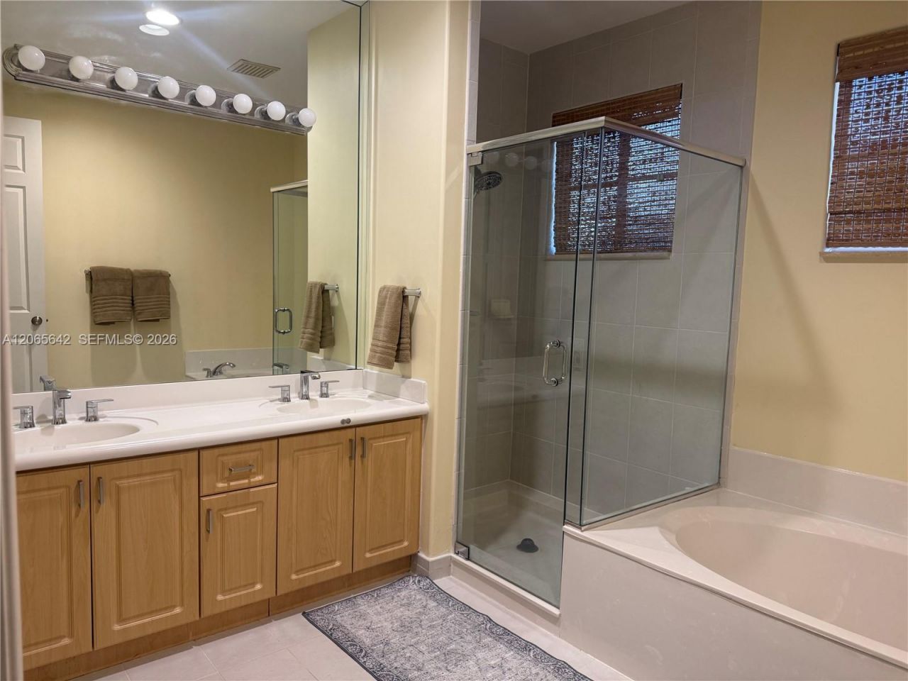 2823 Poinciana Cir, Cooper City, FL 33026 Photo