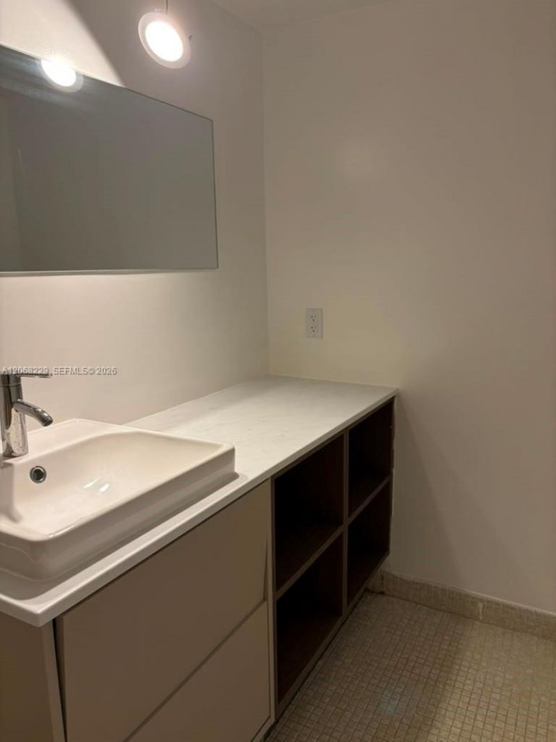 3050 N Palm Aire Dr , Unit 707, Pompano Beach, FL 33069 Photo