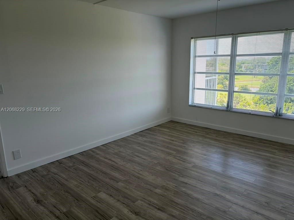 3050 N Palm Aire Dr , Unit 707, Pompano Beach, FL 33069 Photo