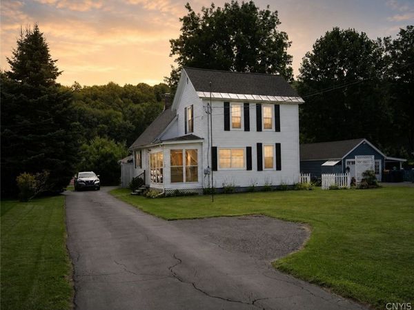 133 Elm Street , Oriskany, NY 13424