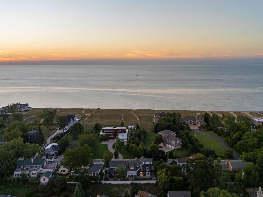 Property Image 100