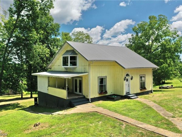 8437 S Calhoun Highway, Millstone, WV 25261