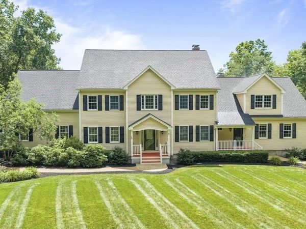 139 Highland St, Townsend, MA 01469