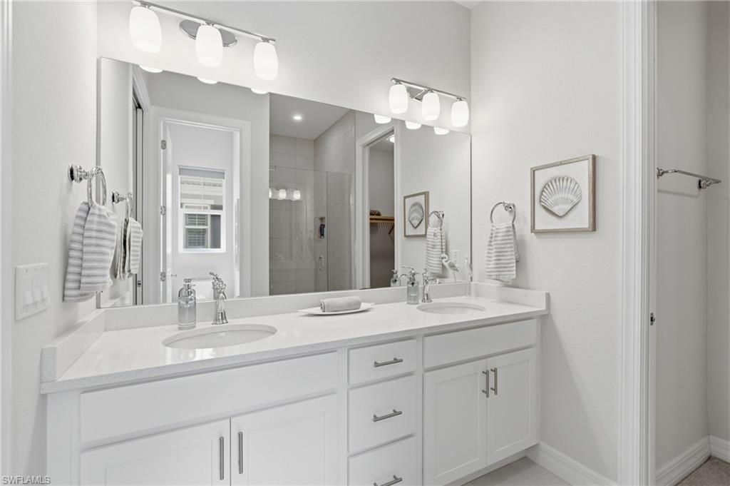 238 Indies Dr E, Unit 201, Naples, FL 34114 Photo