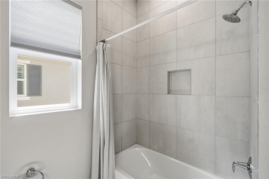 238 Indies Dr E, Unit 201, Naples, FL 34114 Photo