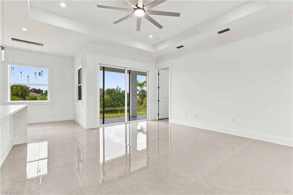 1120 NE 32nd Ln , Cape Coral, FL 33909 Photo