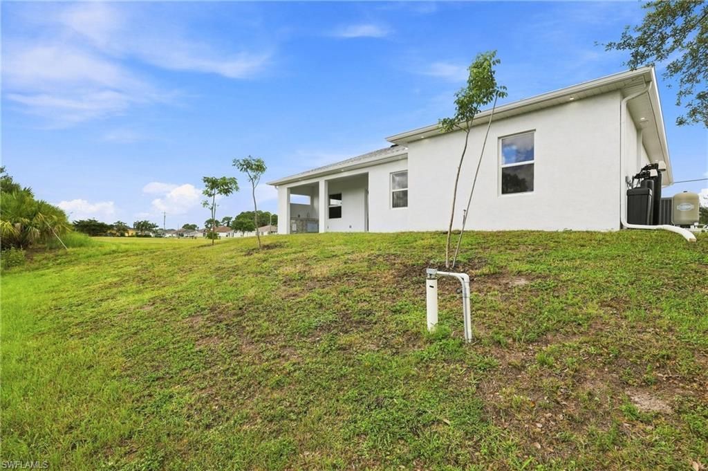 1120 NE 32nd Ln , Cape Coral, FL 33909 Photo