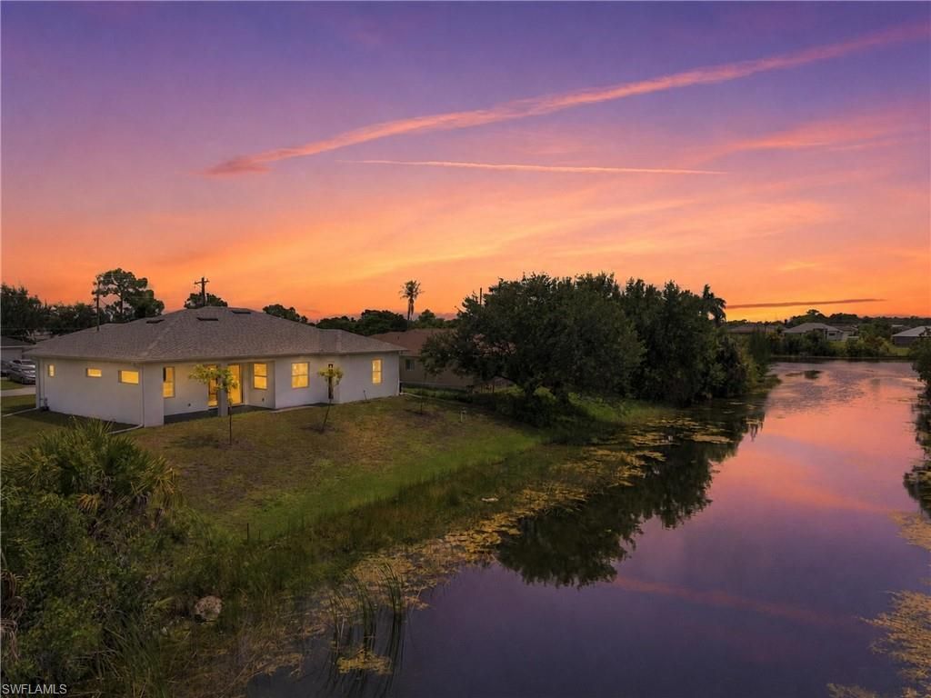 1120 NE 32nd Ln , Cape Coral, FL 33909 Photo