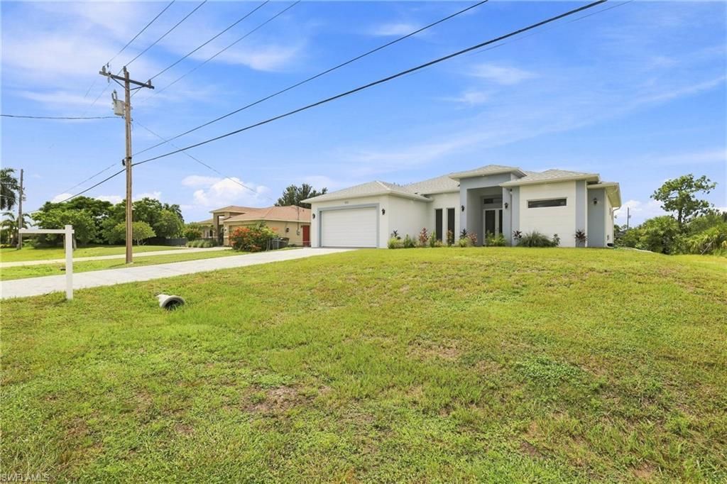 1120 NE 32nd Ln , Cape Coral, FL 33909 Photo