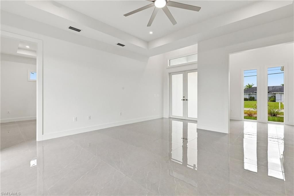 1120 NE 32nd Ln , Cape Coral, FL 33909 Photo