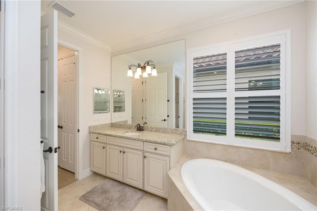 28062 Edenderry Ct, Bonita Springs, FL 34135 Photo