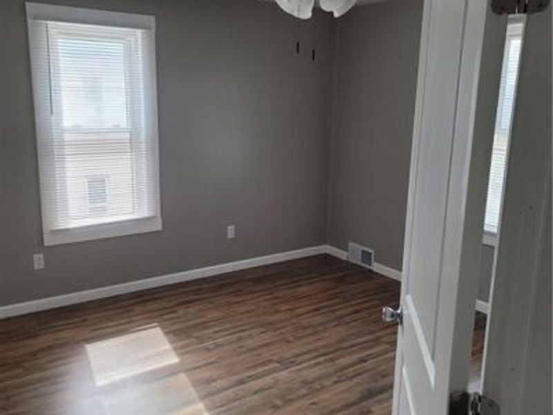 140 7th Street NW, Barberton, OH 44203 Photo 15