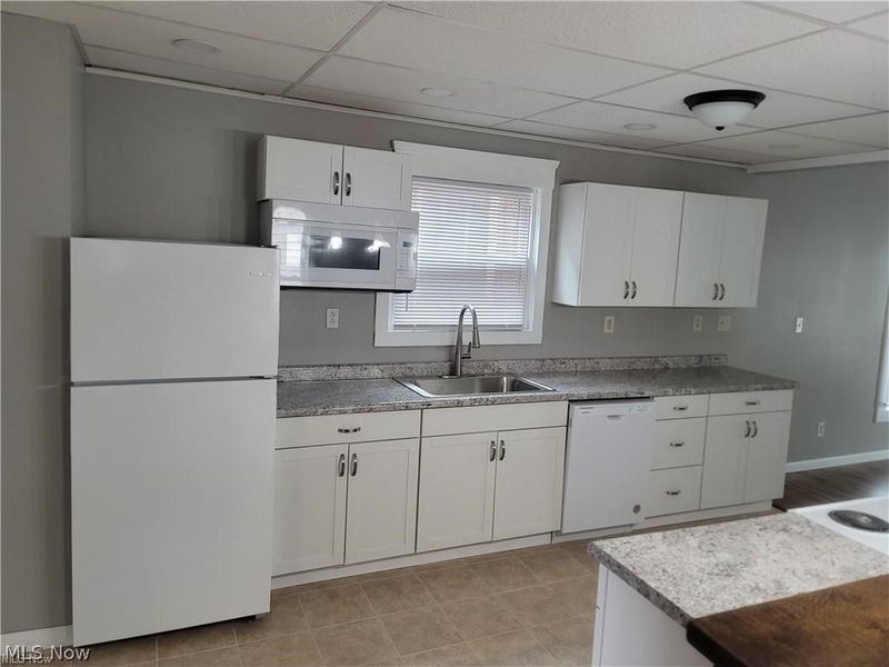 140 7th Street NW, Barberton, OH 44203 Photo 5