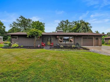 912 Escarpment Drive, Lewiston, NY 14092