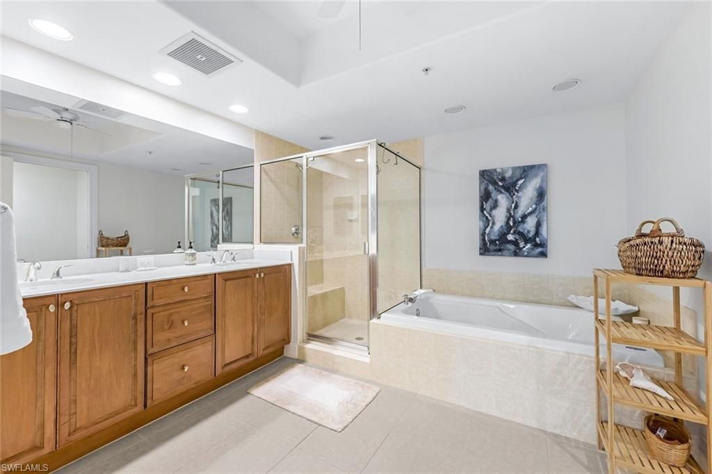 2728 Tiburon Blvd E, Unit A204, Naples, FL 34109 Photo