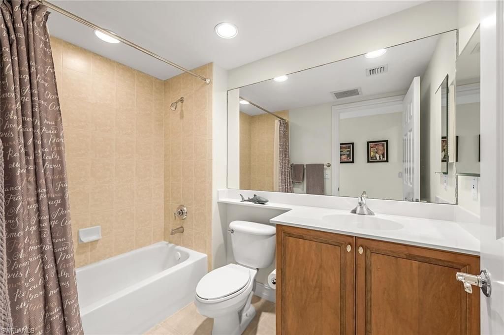 2728 Tiburon Blvd E, Unit A204, Naples, FL 34109 Photo
