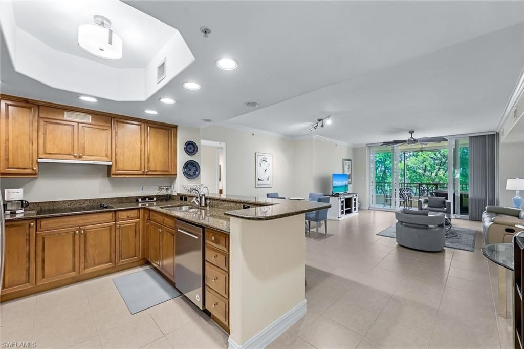 2728 Tiburon Blvd E, Unit A204, Naples, FL 34109 Photo
