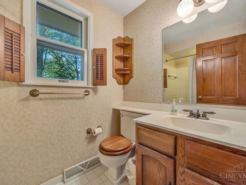 817 Millville Oxford Road, Hanover Township, OH 45013 Photo 25