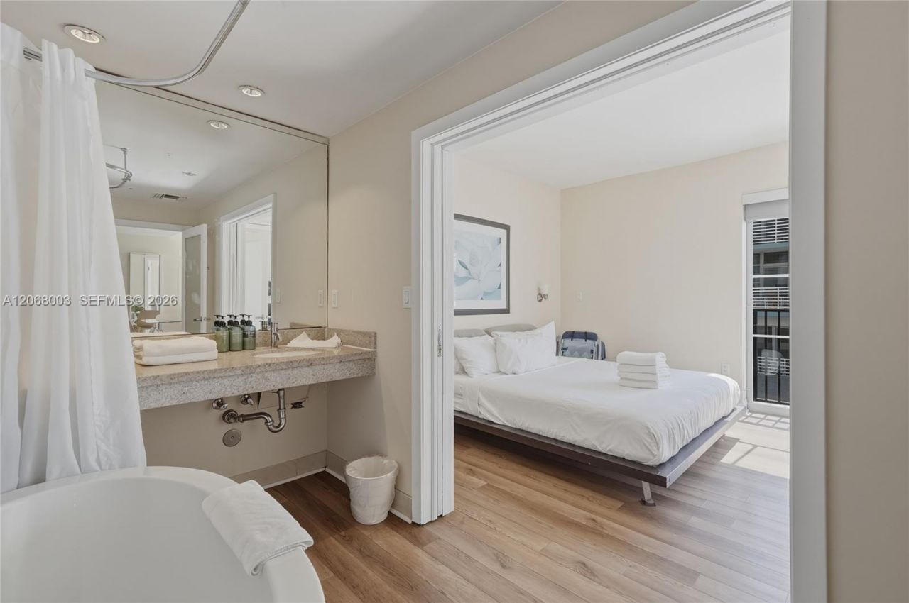 Please Call For Address, Unit D304, Miami Beach, FL 33139 Photo