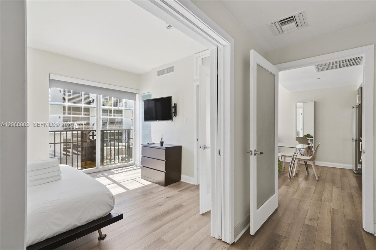Please Call For Address, Unit D304, Miami Beach, FL 33139 Photo