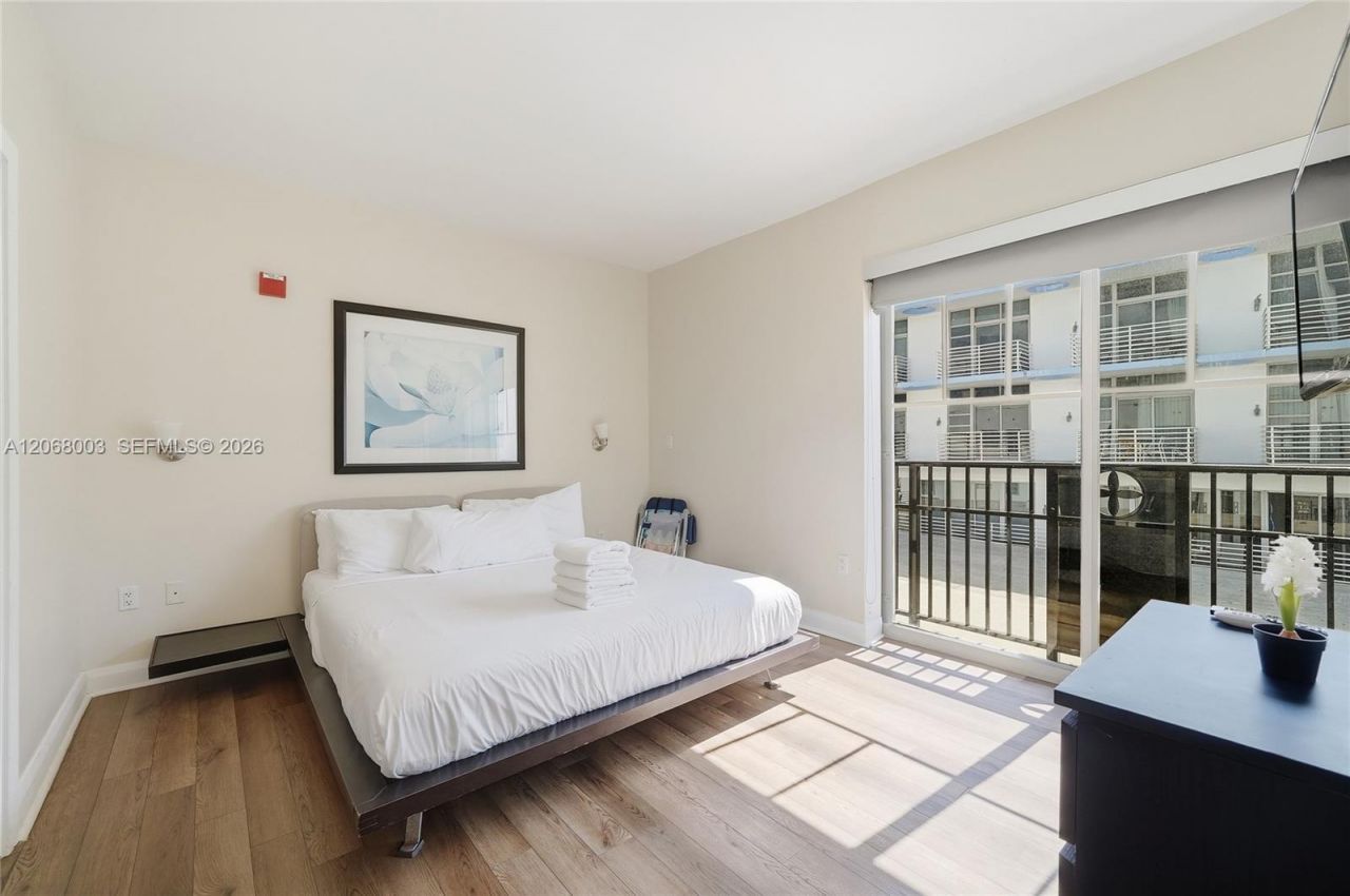 Please Call For Address, Unit D304, Miami Beach, FL 33139 Photo