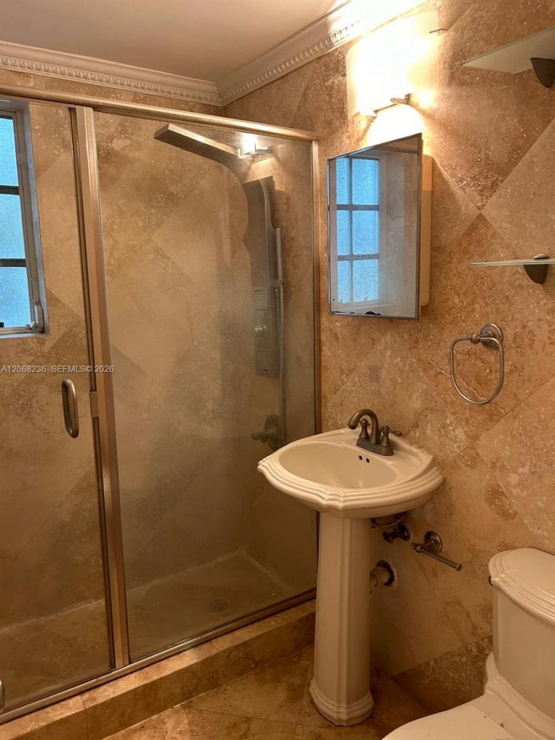 1605 Lenox Ave , Unit 1605-3, Miami Beach, FL 33139 Photo