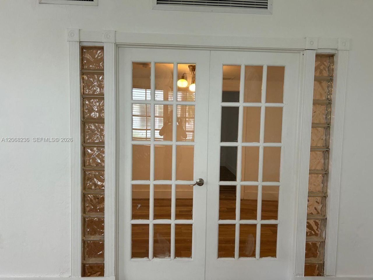 1605 Lenox Ave , Unit 1605-3, Miami Beach, FL 33139 Photo