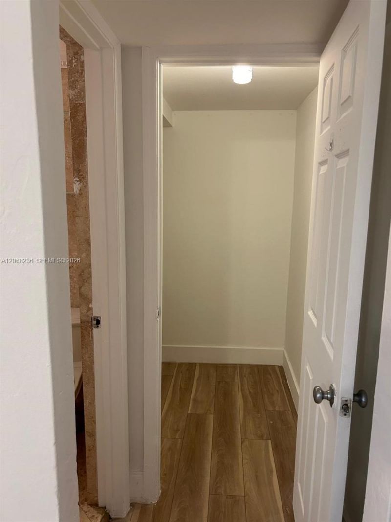 1605 Lenox Ave , Unit 1605-3, Miami Beach, FL 33139 Photo