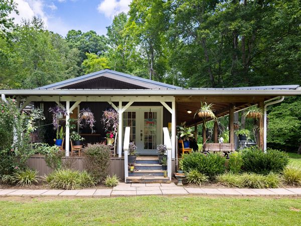 298 Adams Lane, Mooresburg, TN 37811