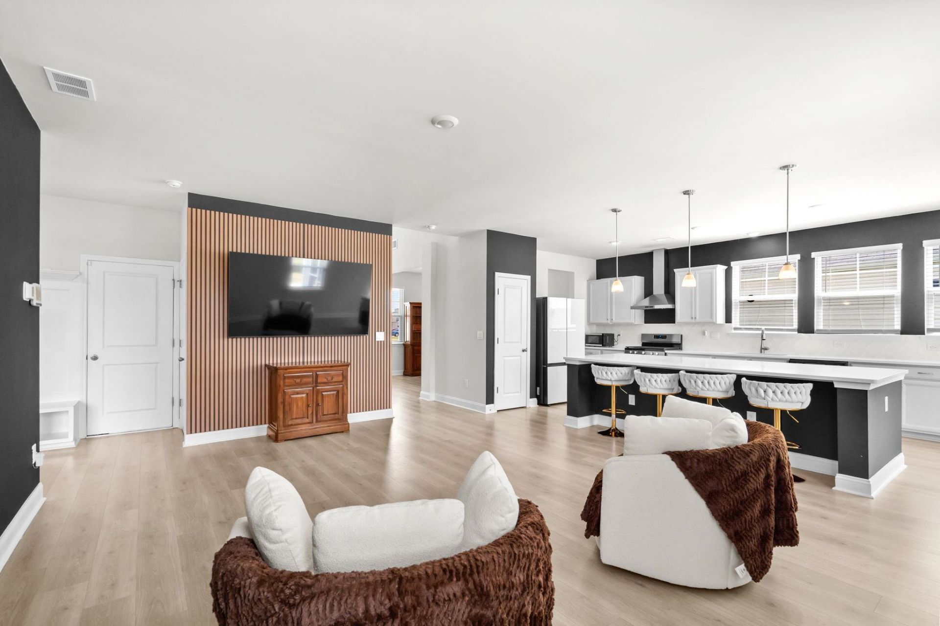 1179 Heather Glen Blvd. Photo 4