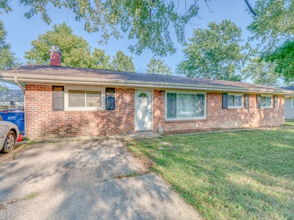 418 Marteeny Street , Mt Vernon, IL 62864