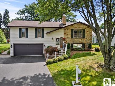 4 Andrew Court, Fredonia, NY 14063